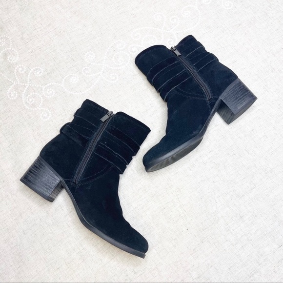 Ugg Koolaburra Kenz Black Suede Ankle Boots Booties 8.5 - Picture 9 of 11
